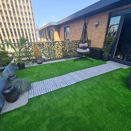 Appartement Luxury 9Ine Penthouse With Garden & Jacuzzi à Birmingham Extérieur photo