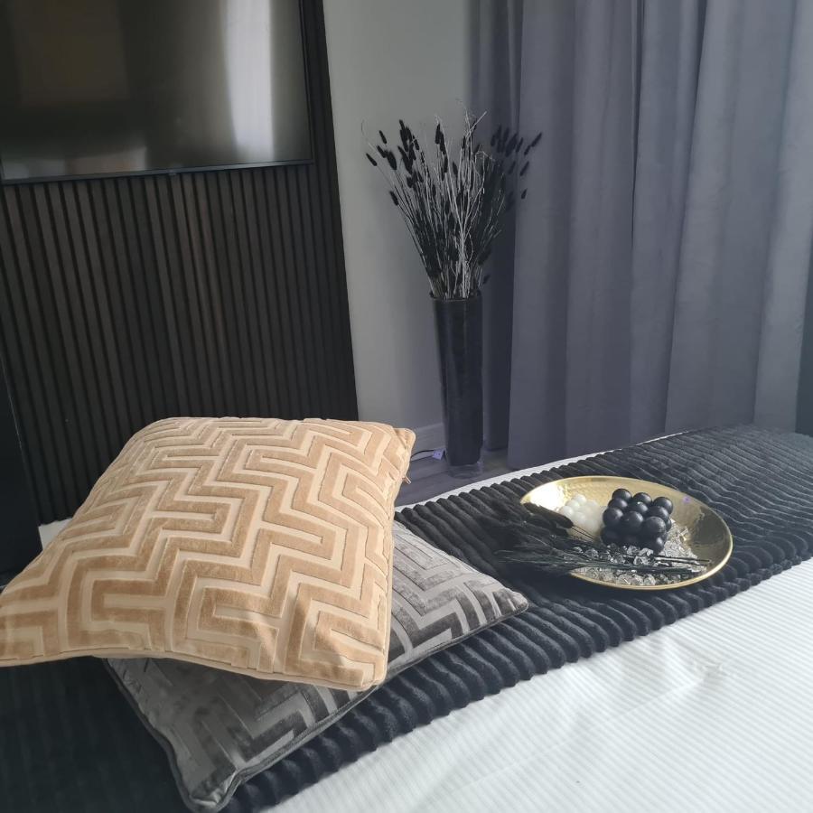 Appartement Luxury 9Ine Penthouse With Garden & Jacuzzi à Birmingham Extérieur photo