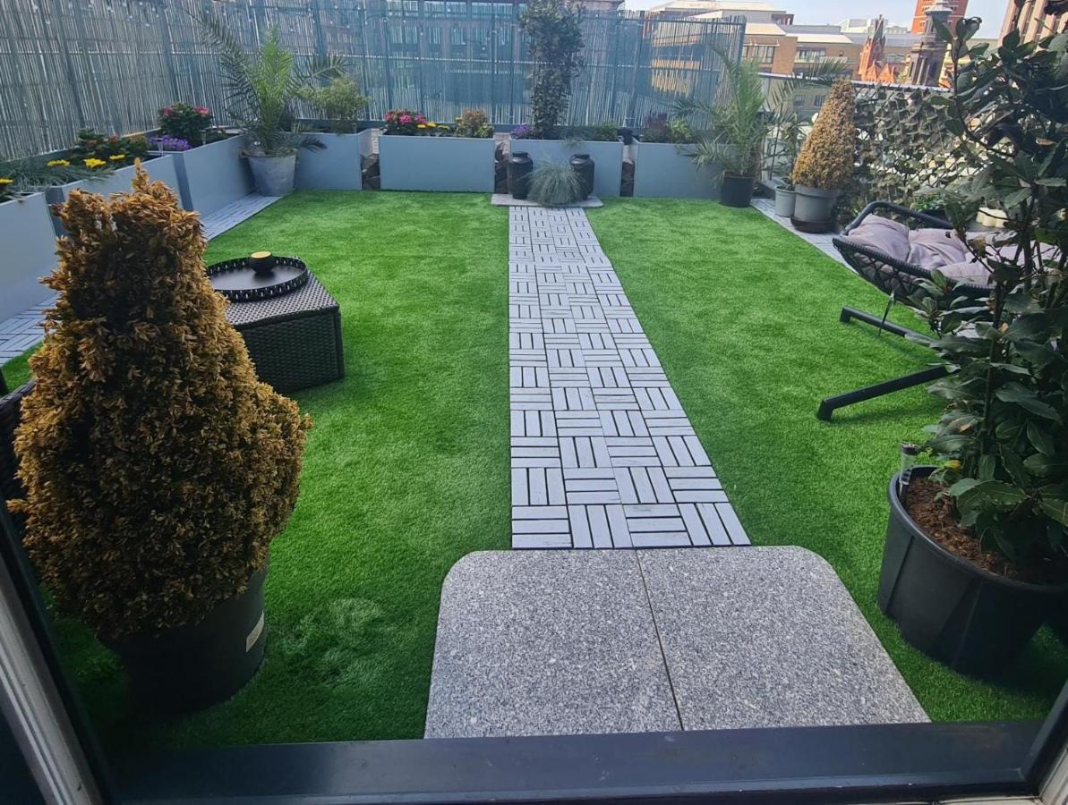 Appartement Luxury 9Ine Penthouse With Garden & Jacuzzi à Birmingham Extérieur photo